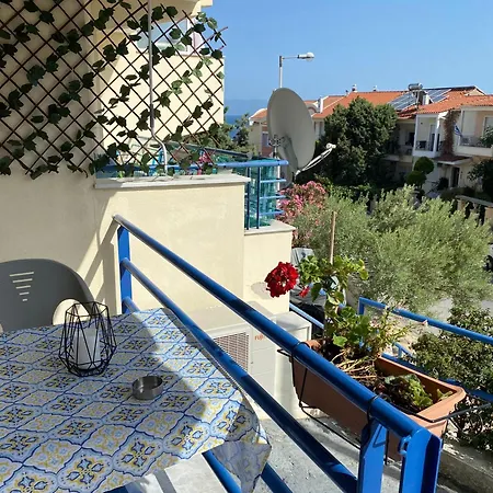 Small Beauty * Кавала