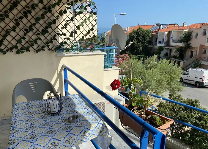 Small Beauty * Kavala