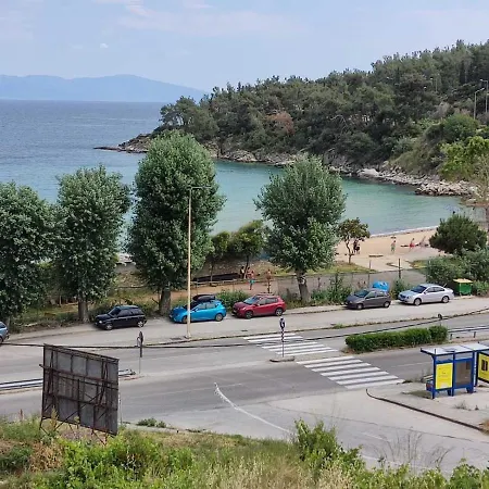 Small Beauty カヴァラ