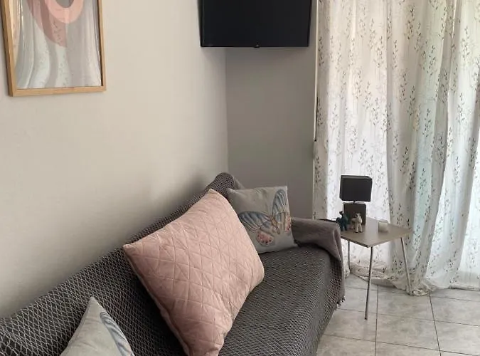 Small Beauty * Καβάλα