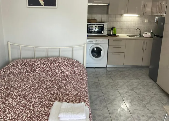 Small Beauty Καβάλα